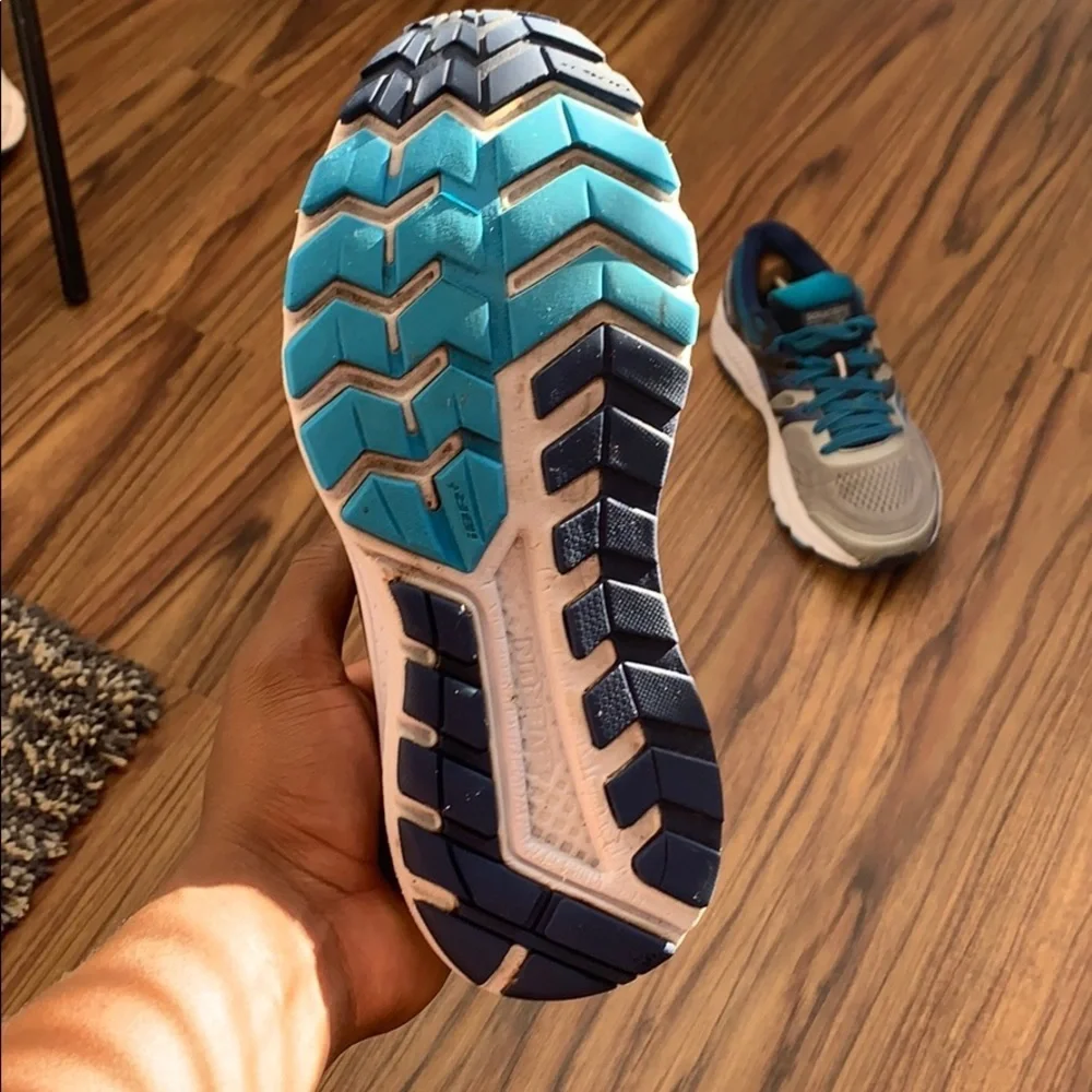 Saucony OMNI 16 Everun Women